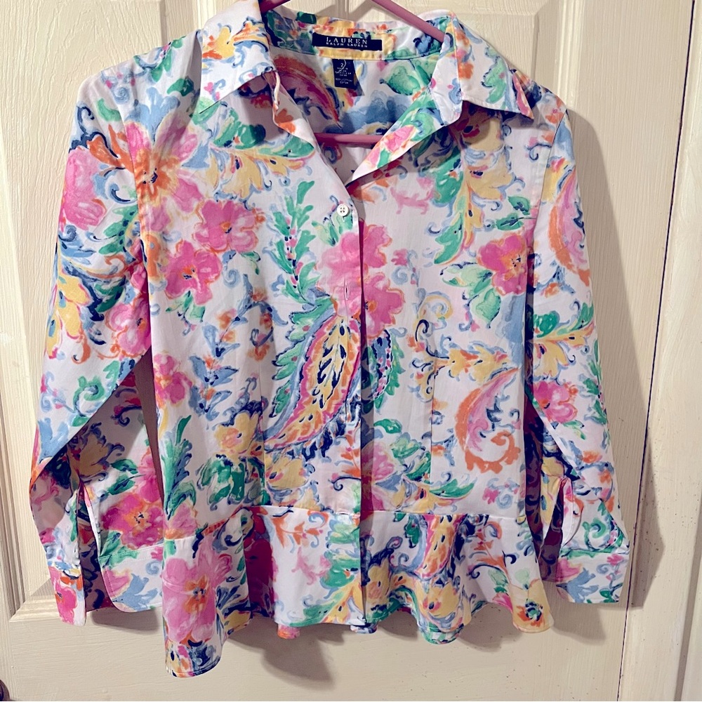 Lauren Ralph Lauren Women’s Multicolor Floral Button Down Peplum Shirt Size 2.